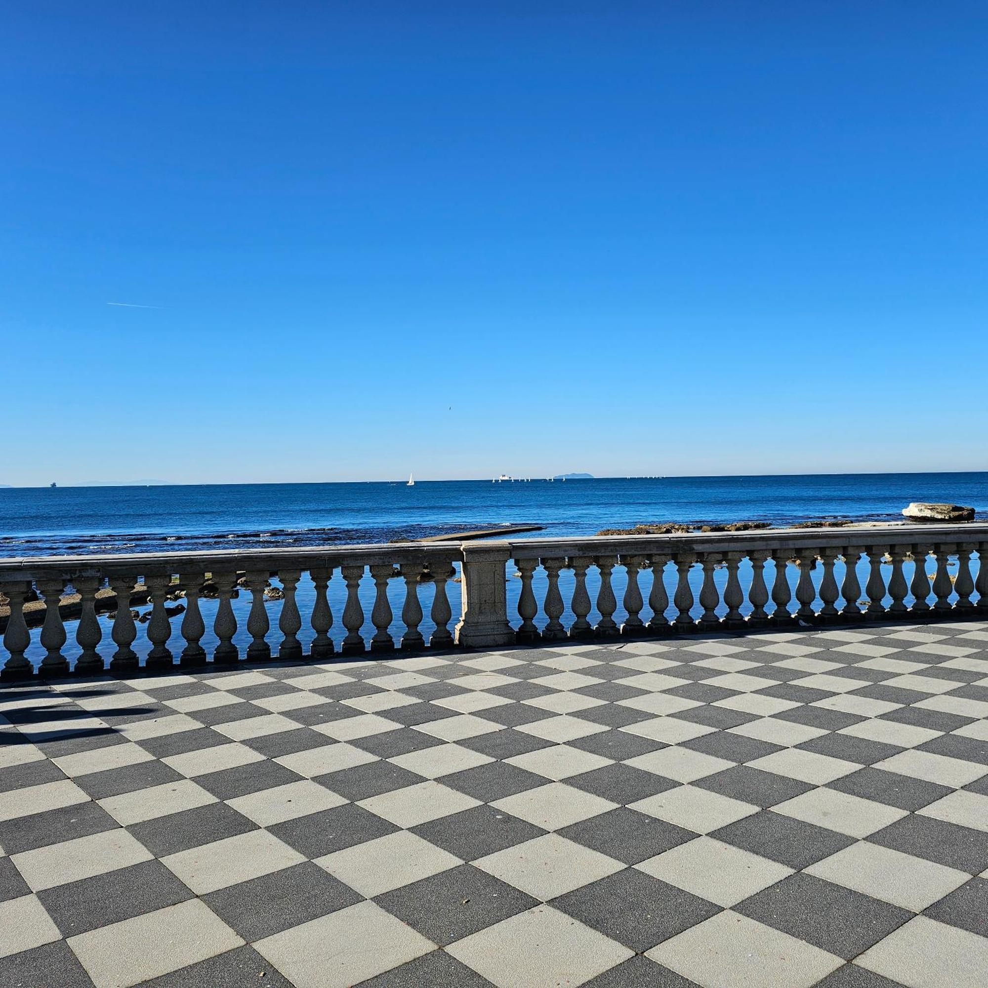 Sunnyside Accademia Apartment Livorno Exterior photo